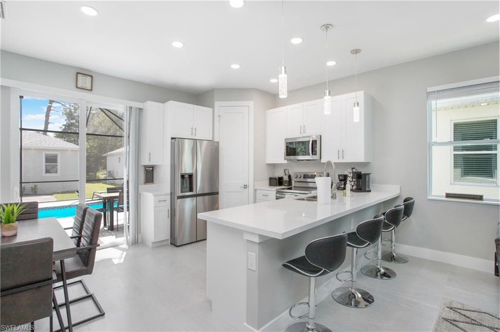 269xx Riverside Dr, Bonita Springs, FL 34135-16