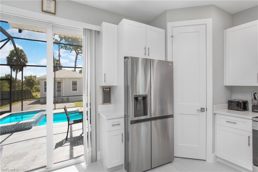 269xx Riverside Dr, Bonita Springs, FL 34135-18