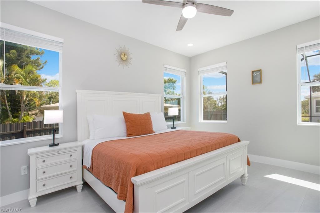269xx Riverside Dr, Bonita Springs, FL 34135-19