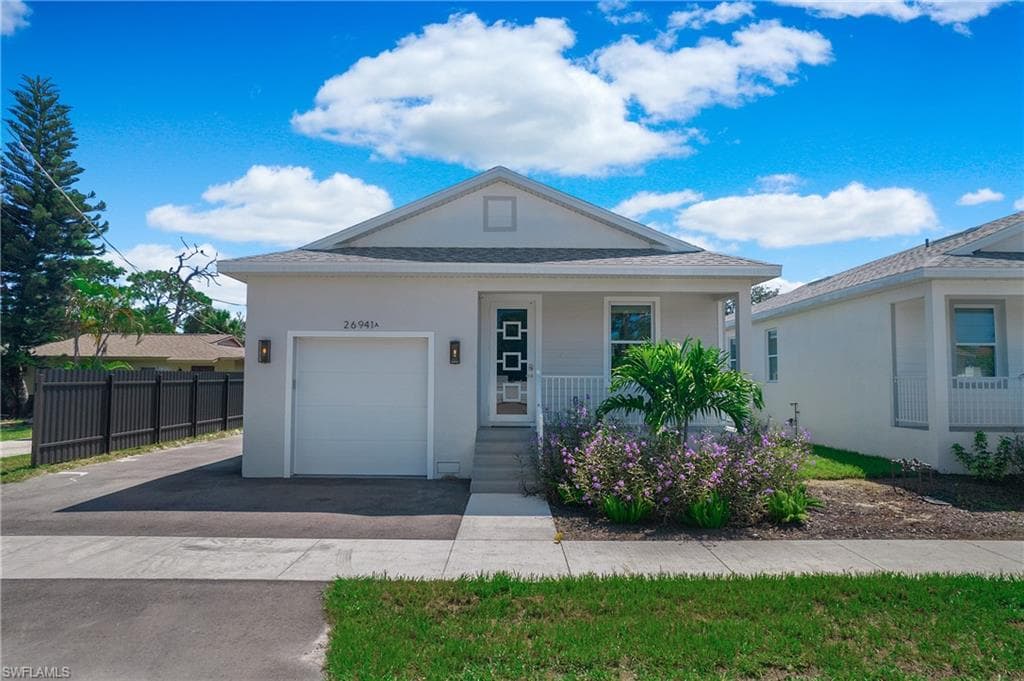 269xx Riverside Dr, Bonita Springs, FL 34135-4