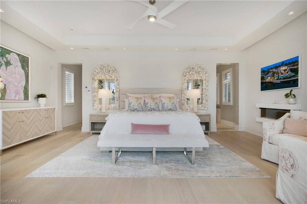 2290 Tarpon Rd, Naples, FL 34102-40