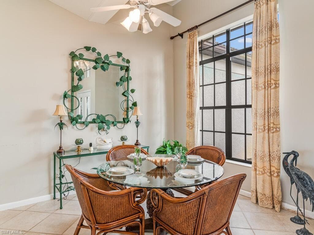 171 Cays Dr, Naples, FL 34114-12
