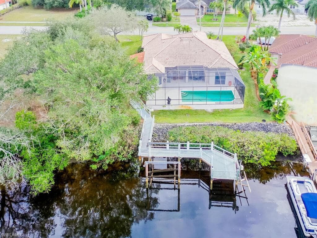 171 Cays Dr, Naples, FL 34114-36