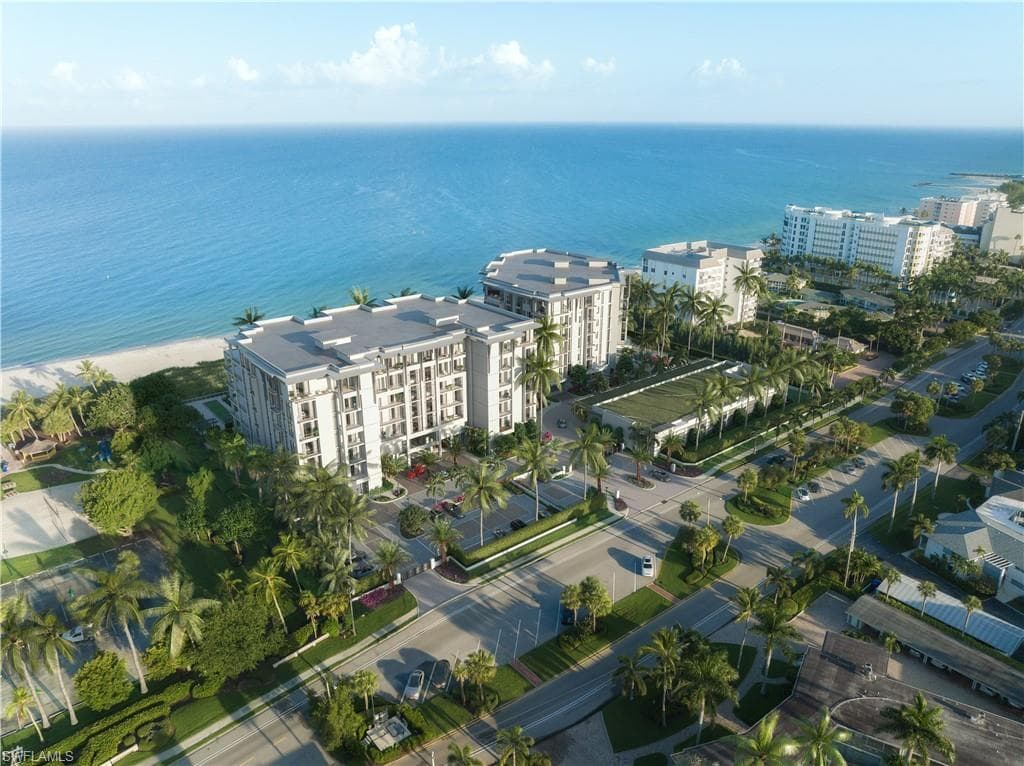 1611 Gulf Shore Blvd N Penthouse 5, Naples, FL 34102-4