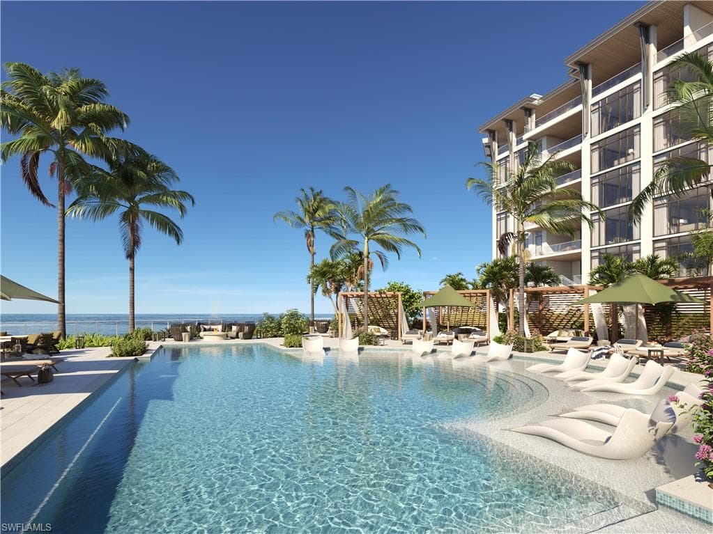1611 Gulf Shore Blvd N Penthouse 5, Naples, FL 34102-6