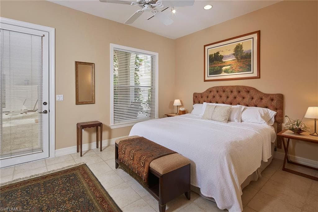 2382 King Palm Way, Naples, FL 34105-27