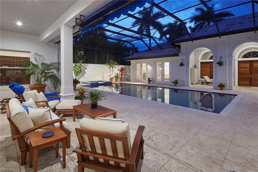 2382 King Palm Way, Naples, FL 34105-36