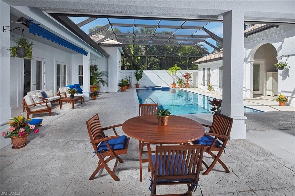 2382 King Palm Way, Naples, FL 34105-38