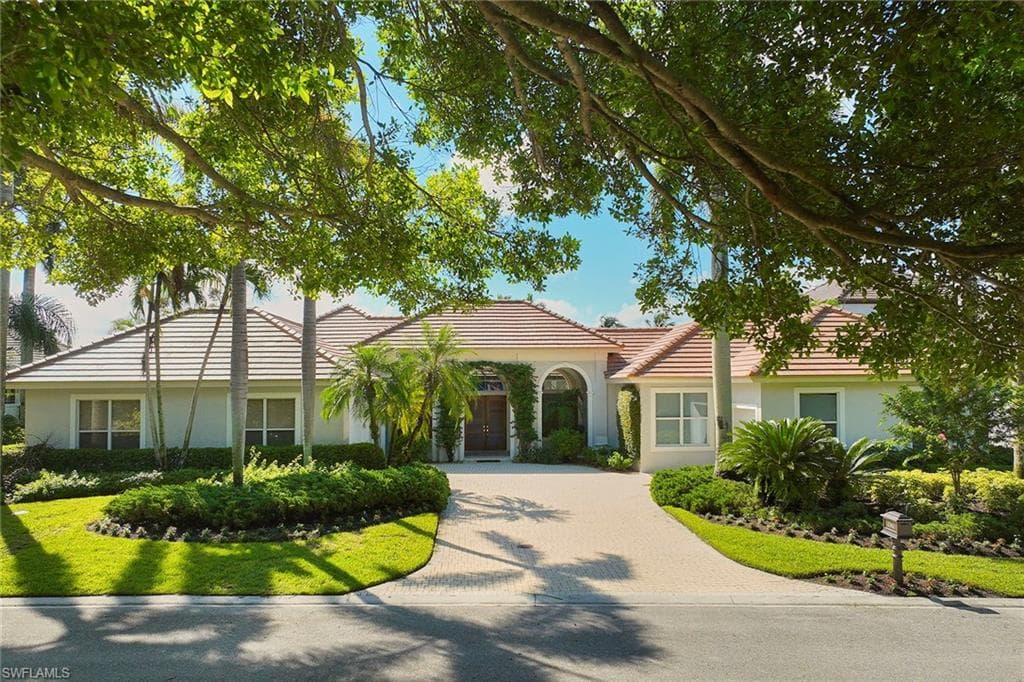 2382 King Palm Way, Naples, FL 34105-43