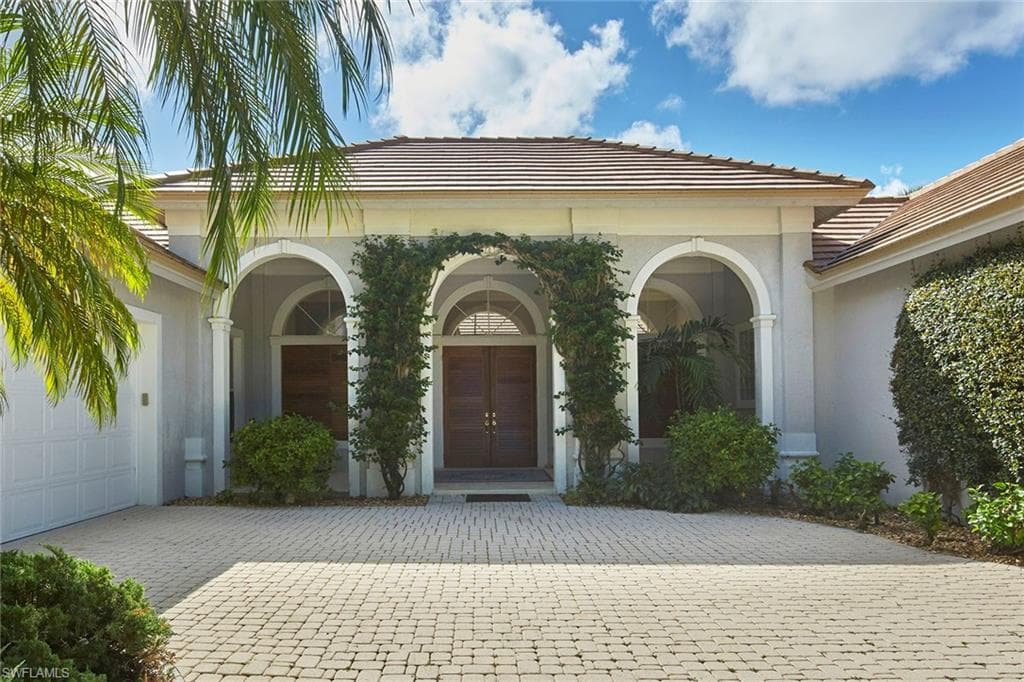 2382 King Palm Way, Naples, FL 34105-44