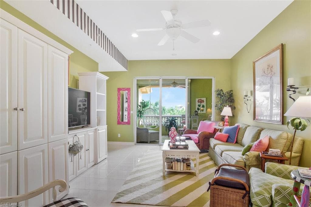 1855 Les Chateaux Blvd Blvd 5-302, Naples, FL 34109-25