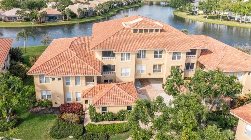1855 Les Chateaux Blvd Blvd 5-302, Naples, FL 34109-1