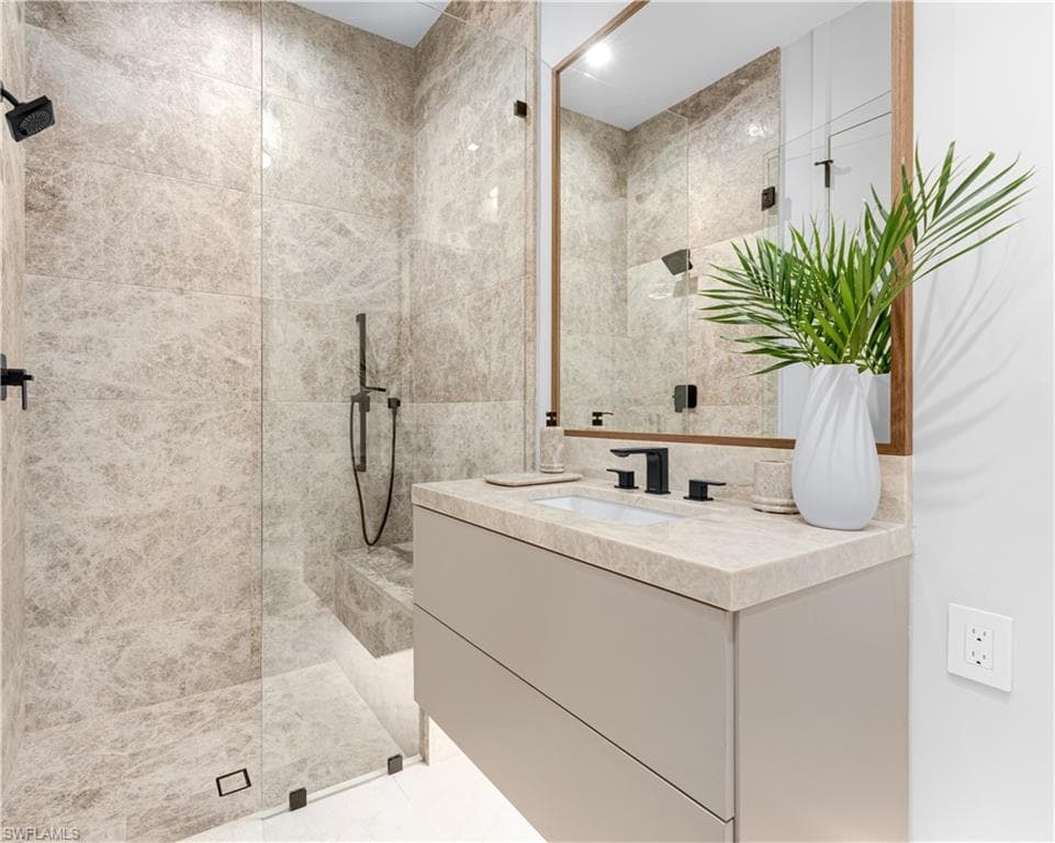 1100 Sandpiper St, Naples, FL 34102-31