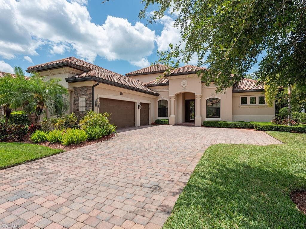 /property-images/224037319-2.jpg
