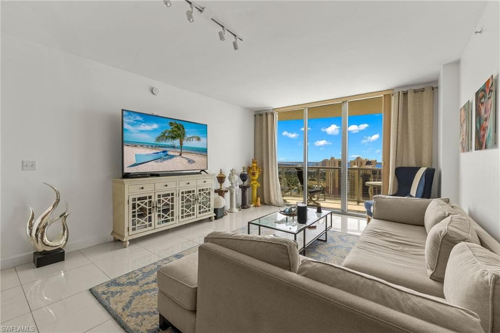 Virtual Tour
