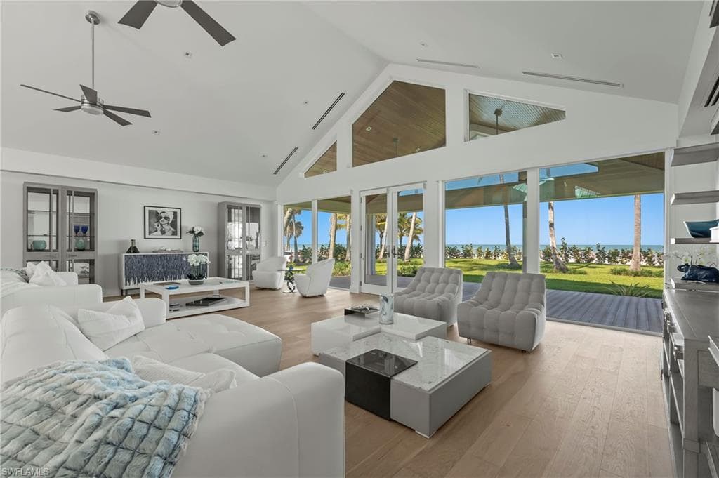 71 18th Ave S, Naples, FL 34102-11