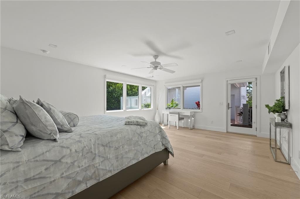 71 18th Ave S, Naples, FL 34102-23