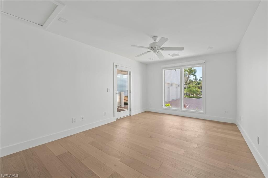 71 18th Ave S, Naples, FL 34102-31