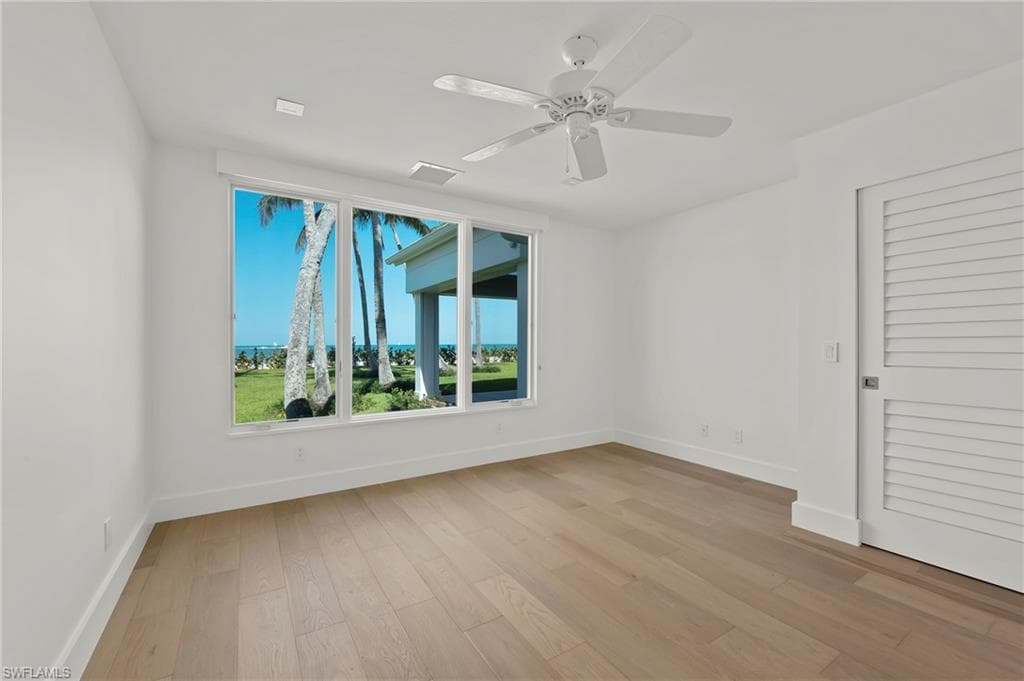 71 18th Ave S, Naples, FL 34102-33