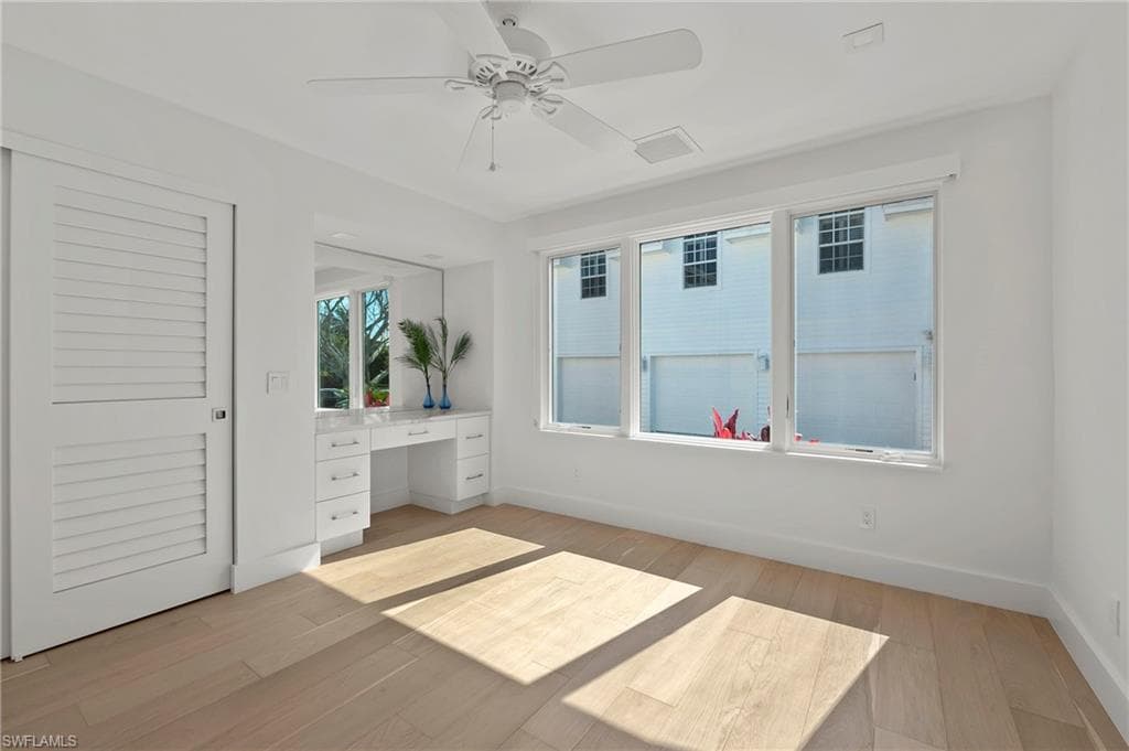71 18th Ave S, Naples, FL 34102-34
