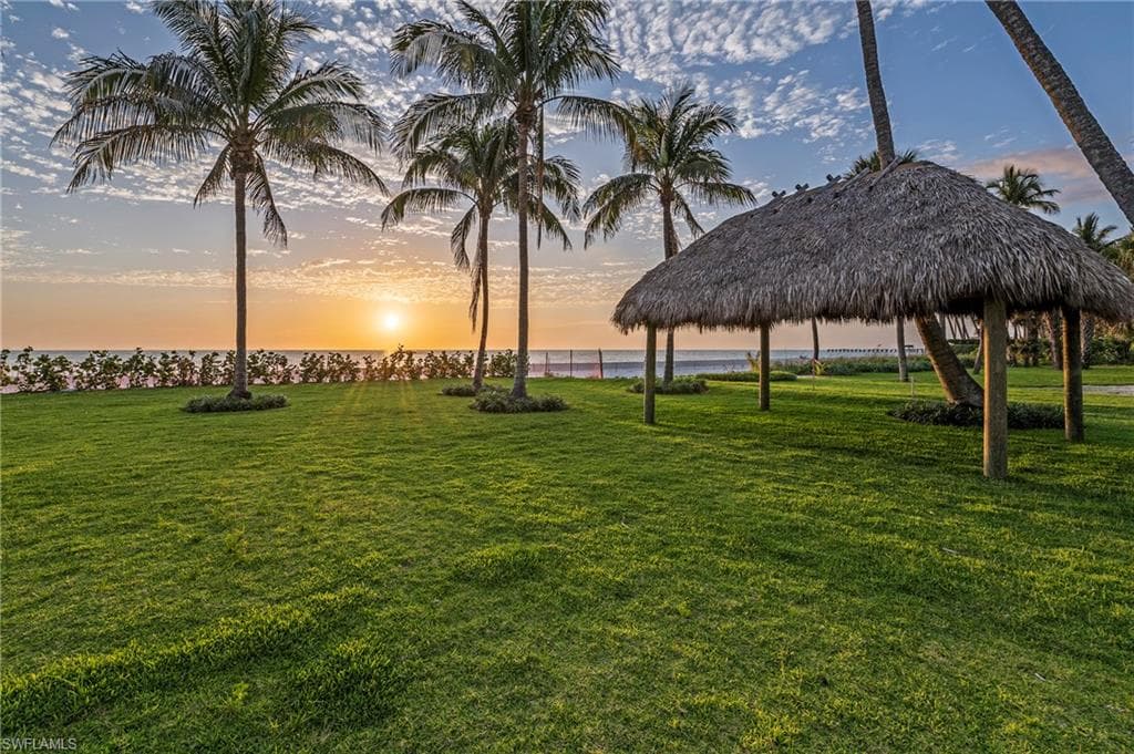71 18th Ave S, Naples, FL 34102-3
