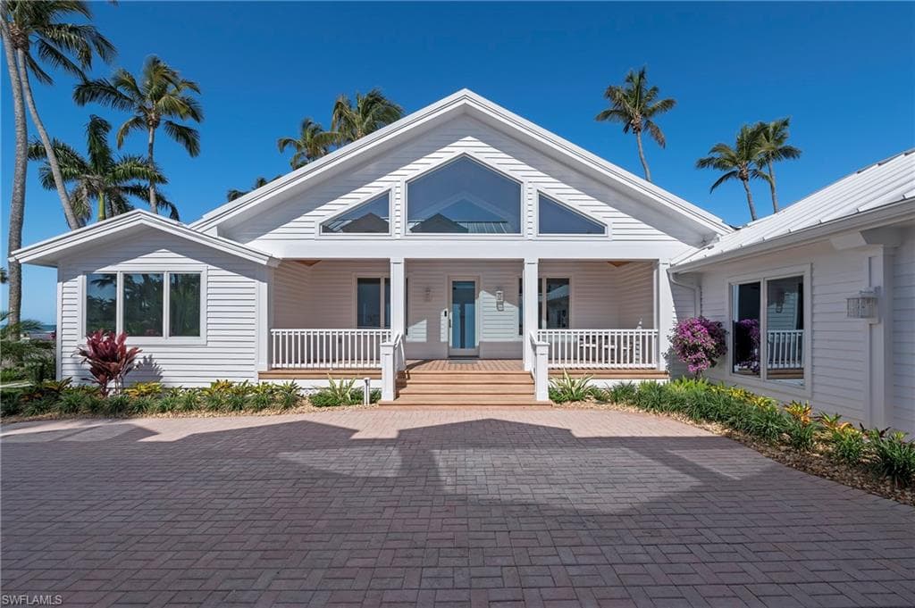 71 18th Ave S, Naples, FL 34102-7
