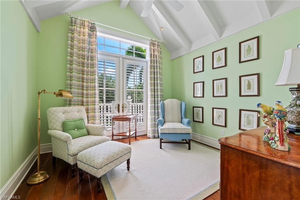1437 Nighthawk Pt, Naples, FL 34105-23