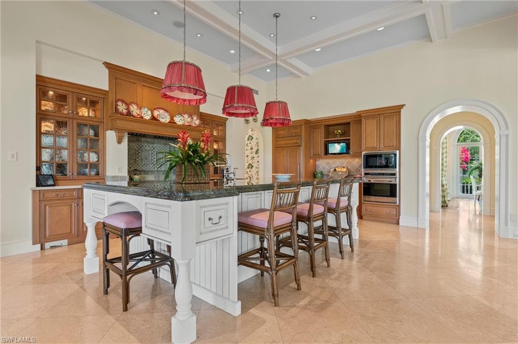 1437 Nighthawk Pt, Naples, FL 34105-32