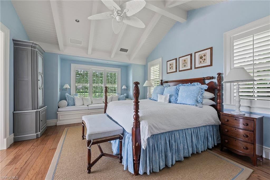 1437 Nighthawk Pt, Naples, FL 34105-37