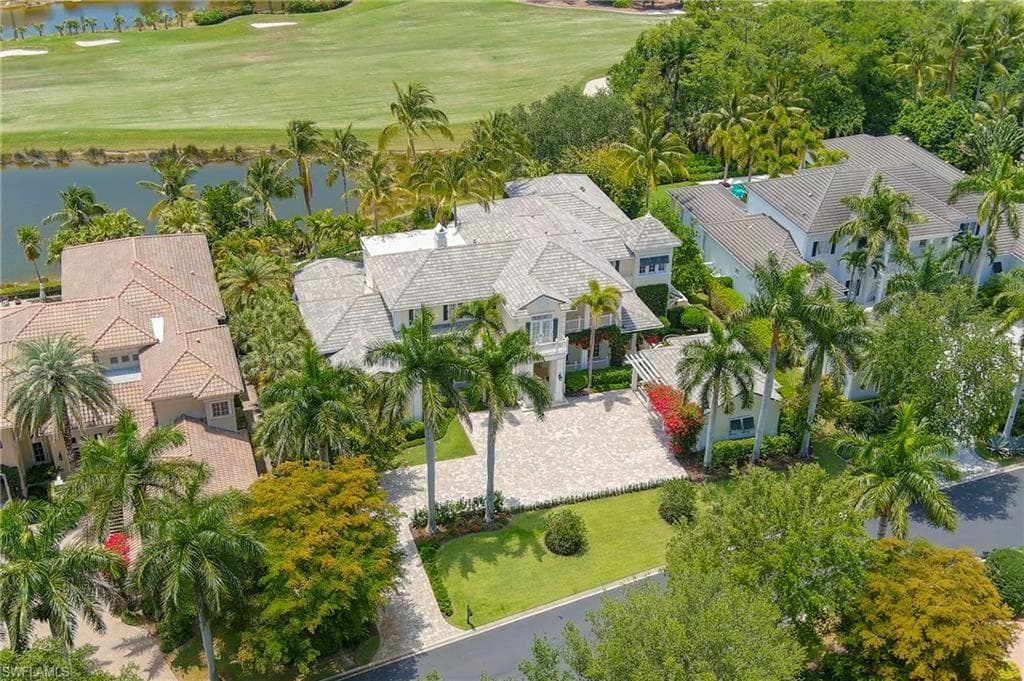 1437 Nighthawk Pt, Naples, FL 34105-5