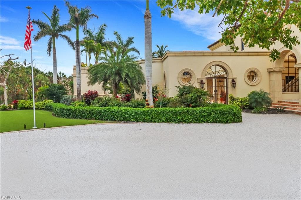 6111 Sanibel Captiva Rd, Sanibel, FL 33957-34