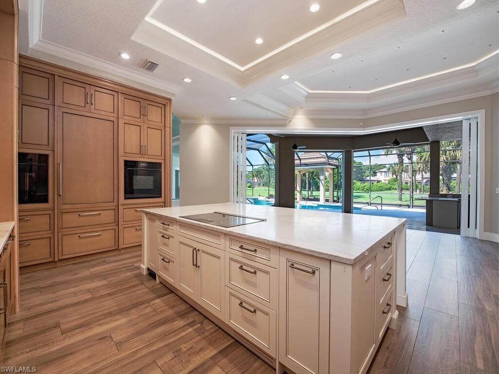 2835 Silverleaf Ln, Naples, FL 34105-14