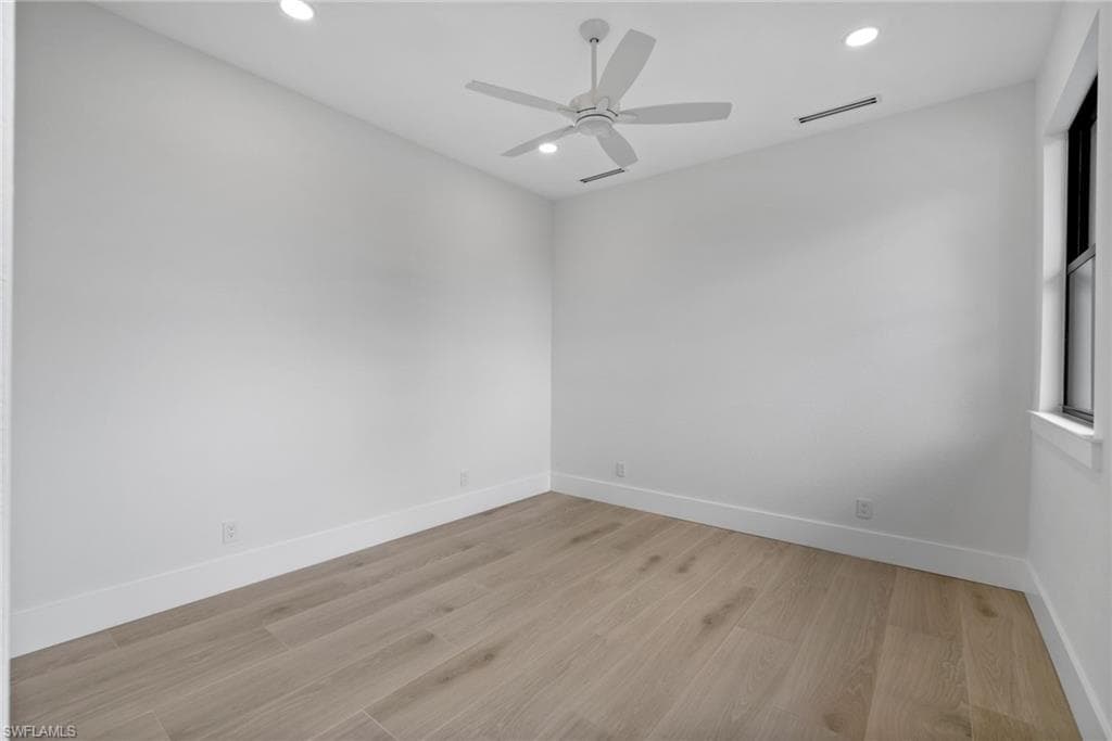 27105 Serrano Way, Bonita Springs, FL 34135-27