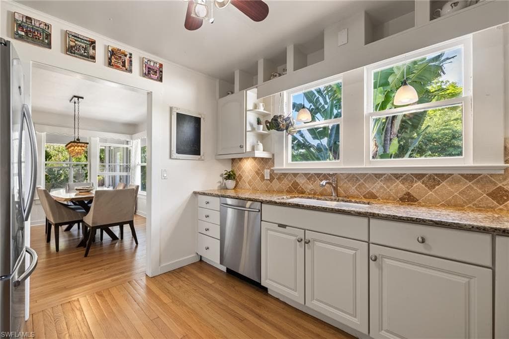 10630 Goodwin St, Bonita Springs, FL 34135-15