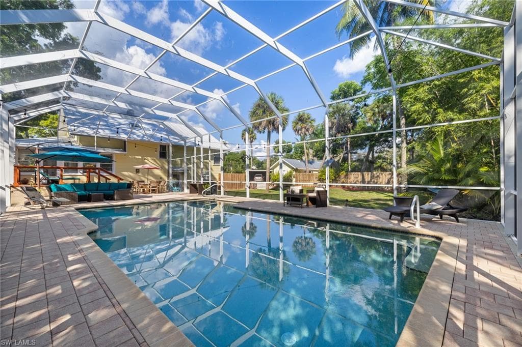10630 Goodwin St, Bonita Springs, FL 34135-41