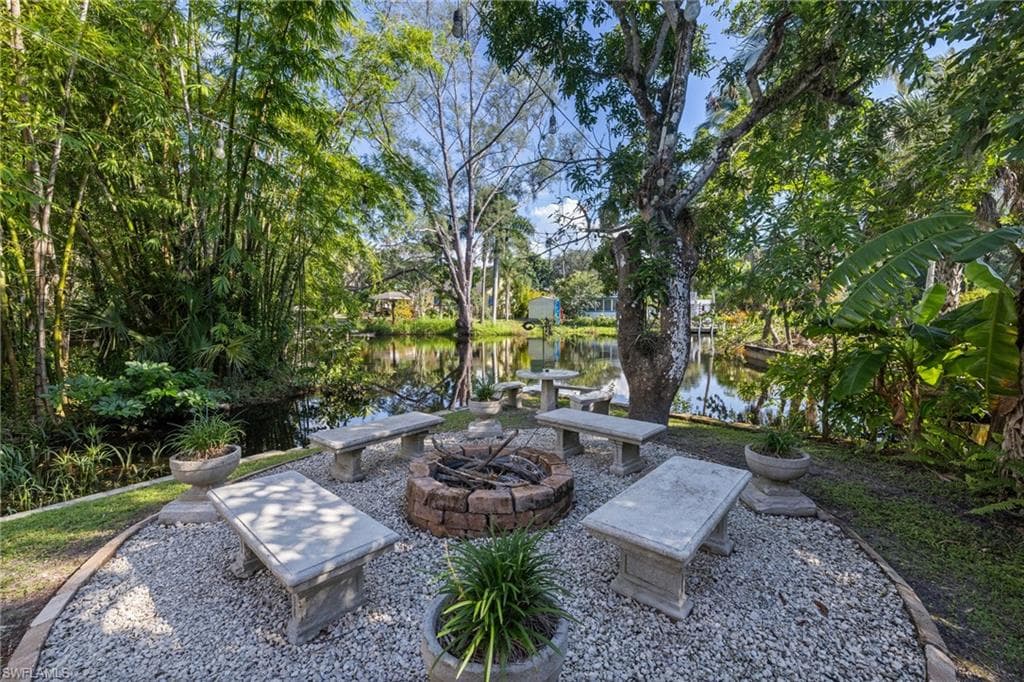 10630 Goodwin St, Bonita Springs, FL 34135-44