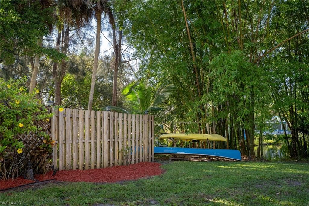 10630 Goodwin St, Bonita Springs, FL 34135-46