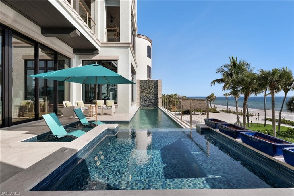 7409 Bay Colony Dr, Naples, FL 34108-3