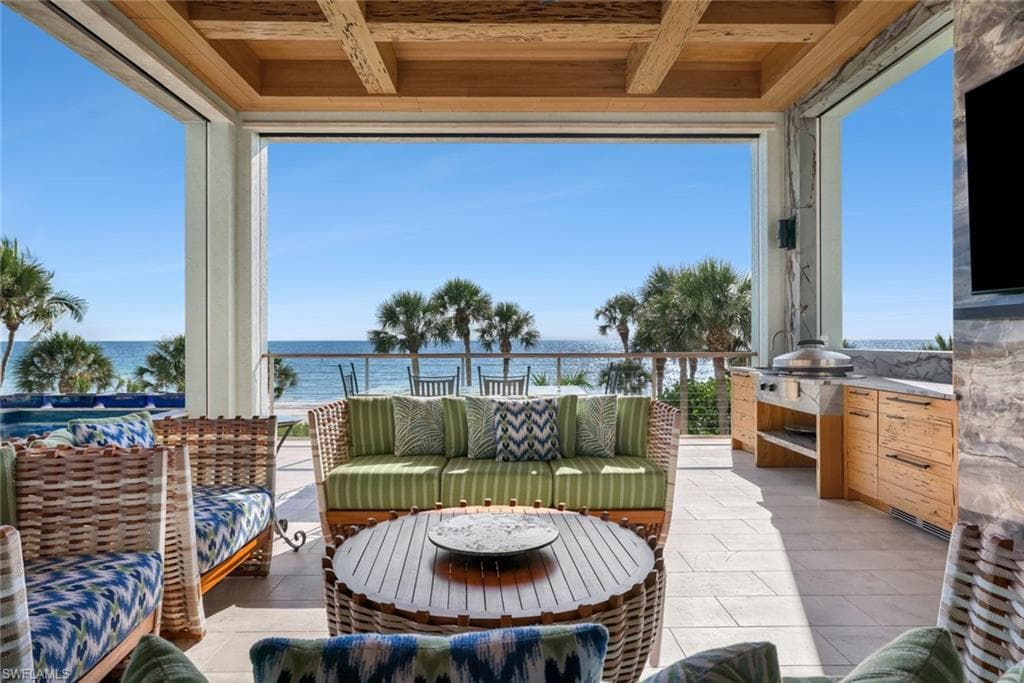 7409 Bay Colony Dr, Naples, FL 34108-5