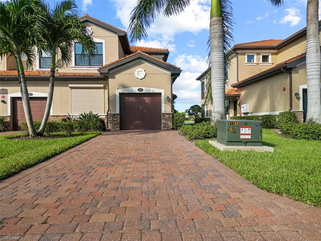 /property-images/224075495-2.jpg
