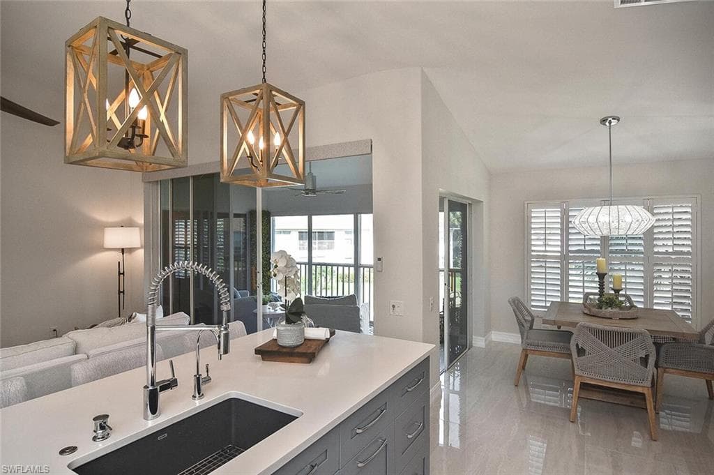 816 Carrick Bend Cir 202, Naples, FL 34110-22