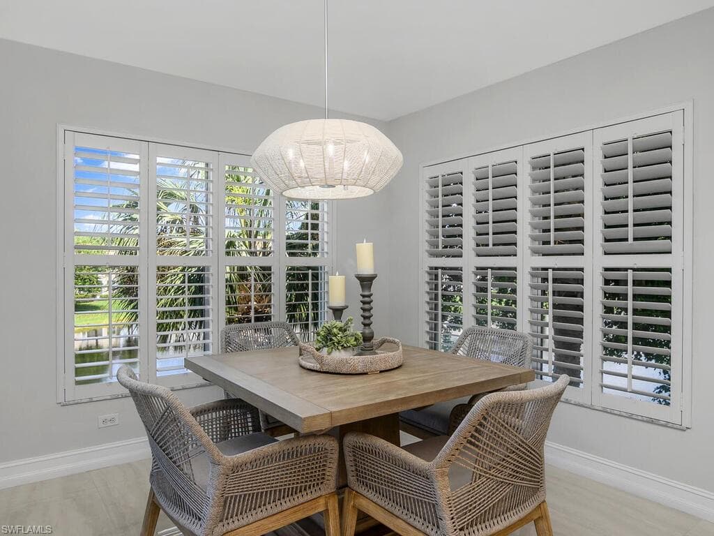 816 Carrick Bend Cir 202, Naples, FL 34110-30