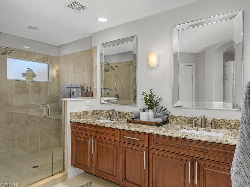 816 Carrick Bend Cir 202, Naples, FL 34110-37