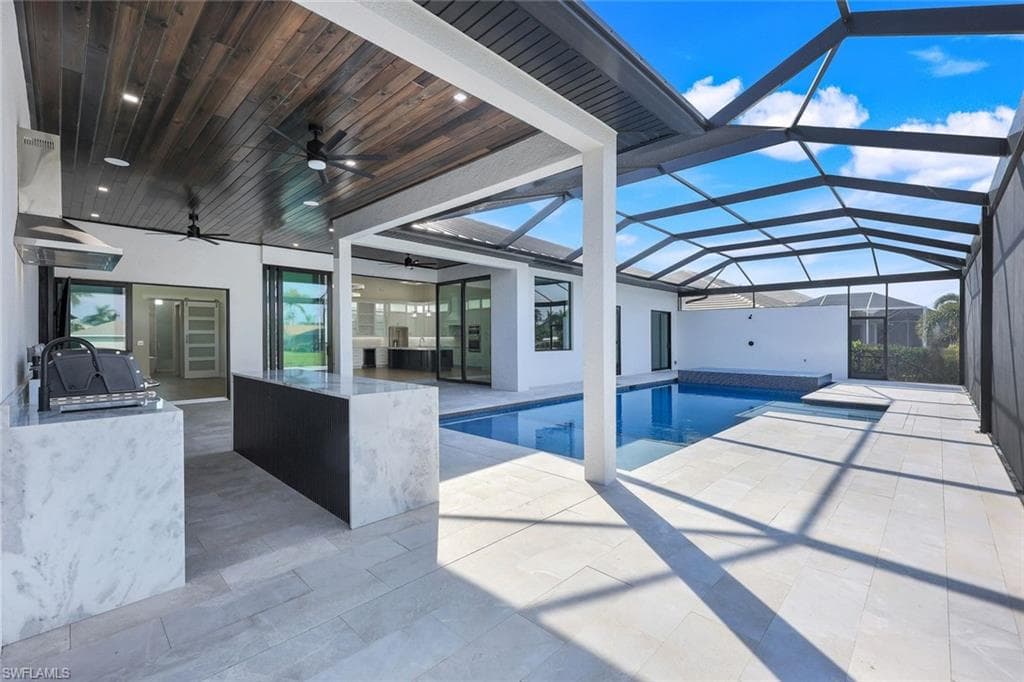 4922 8th Pl, Cape Coral, FL 33914-45