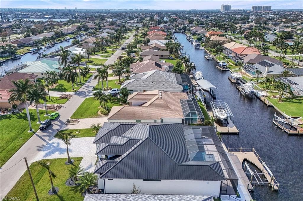 4922 8th Pl, Cape Coral, FL 33914-47