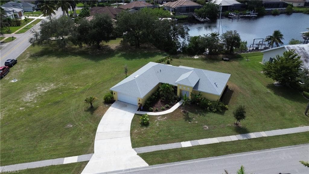 176 Venus Cay, Naples, FL 34114-20