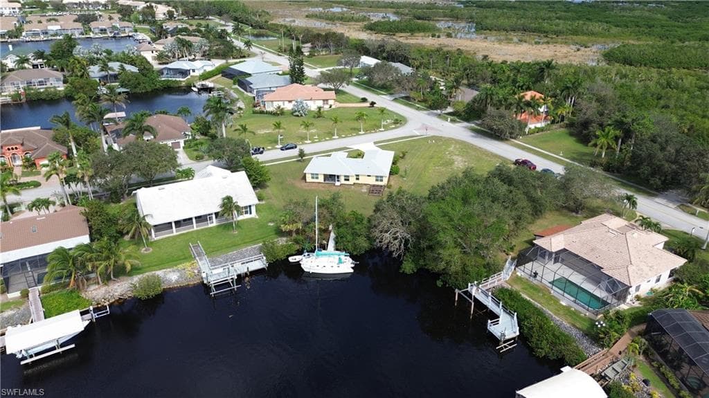 176 Venus Cay, Naples, FL 34114-21