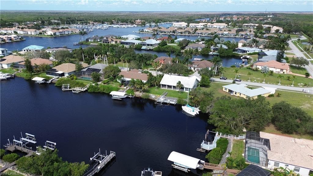 176 Venus Cay, Naples, FL 34114-22
