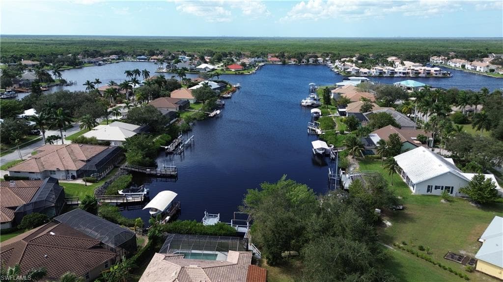 176 Venus Cay, Naples, FL 34114-25