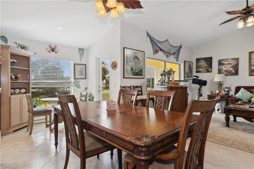 176 Venus Cay, Naples, FL 34114-7
